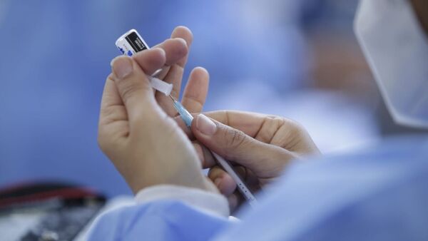 Gobierno inicia pago de deuda flotante 2025 con farmacéuticas y otros proveedores