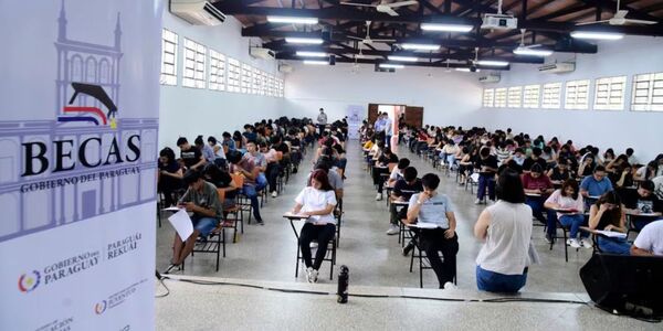 CONVOCATORIA 2026 PARA BECAS DEL GOBIERNO CULMINA CON 19.982 POSTULANTES