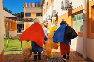 Los Reyes Magos llevaron alegría a los niños del Hospital Acosta Ñu | Unicanal