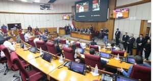 La Nación / Comisión Permanente revisa temas relevantes