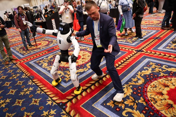 CES 2026: La TV cumple 100 años y se reinventa con IA