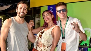 Movida al atardecer en la Ciudad Veraniega