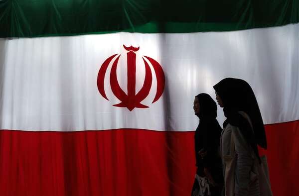 Las protestas se intensifican en su décimo día en Irán con represión que deja 36 muertos - Mundo - ABC Color