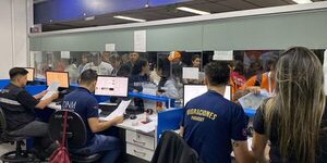 Salida masiva de viajeros: más de 2 mil paraguayos viajan por día a Brasil - trece