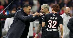 La Nación / Chelsea se lleva al DT de Enciso