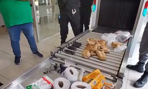 Detectan celulares ocultos en panes cuando intentaban ingresarlos a la cárcel de Emboscada - OviedoPress