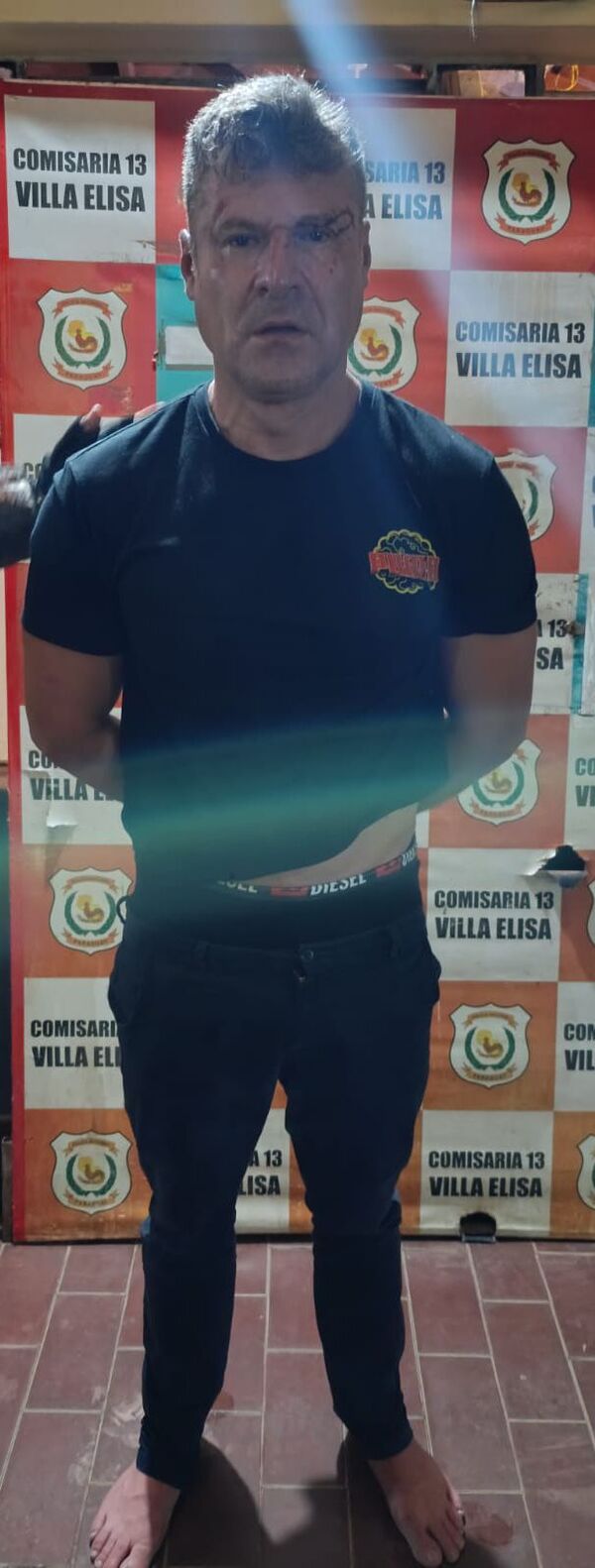 Popular / Periodista oloqueá y armó sarambi en su casa: ¡Ojokapa los vidrios de su auto!