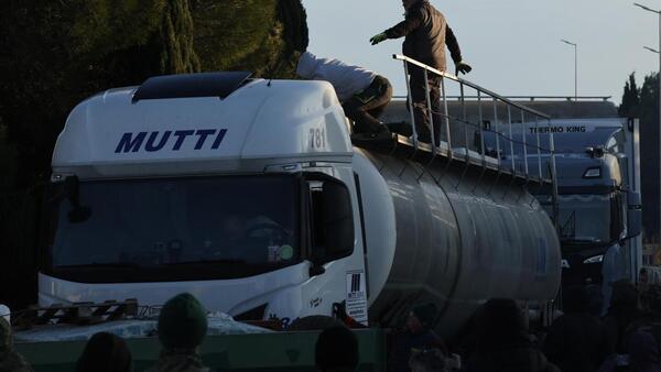 Francia limita importaciones agrícolas en respuesta a ira hacia el acuerdo UE-Mercosur