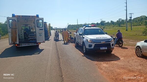 Choque de motocicletas deja tres personas heridas en la ruta Py05 - Concepción al Día