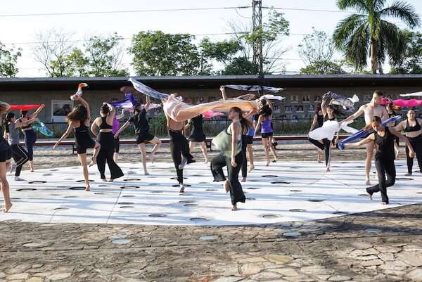 Ofrecen talleres de danza gratuitos en el Sitio de Memoria y Centro Cultural 1A- Ycuá Bolaños - Cultura - ABC Color
