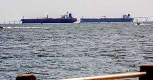 La Nación / Tensión internacional en costa de Venezuela: Rusia envía submarino para escoltar petrolero que EE. UU. intenta incautar