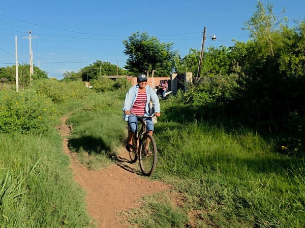 Vecinos de Fracción Ramonita denuncian calles invadidas por malezas - Concepción al Día
