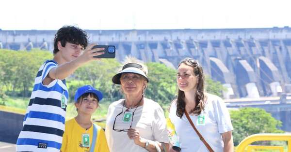 La Nación / Cerca de 900.000 personas visitaron los atractivos del Complejo Turístico Itaipú en el 2025