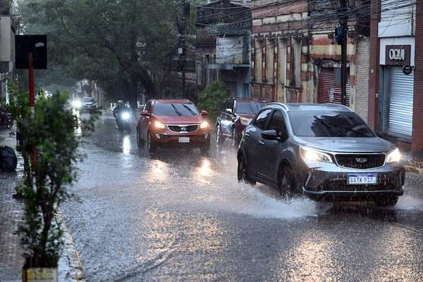 Lluvias y tormentas: alerta se extiende a ocho departamentos - Nacionales - ABC Color