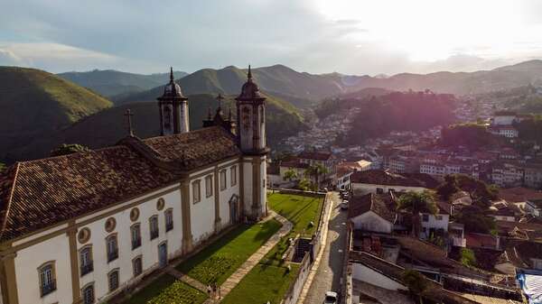 Ouro Preto: un viaje a la historia colonial de Brasil entre montañas y oro - Viajes - ABC Color