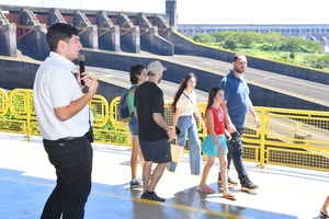 Cerca de 900.000 personas visitaron los atractivos del Complejo Turístico Itaipú en el 2025 | DIARIO PRIMERA PLANA