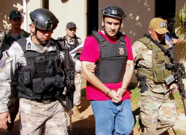 Detienen al presunto principal secretario de "Tío Rico"