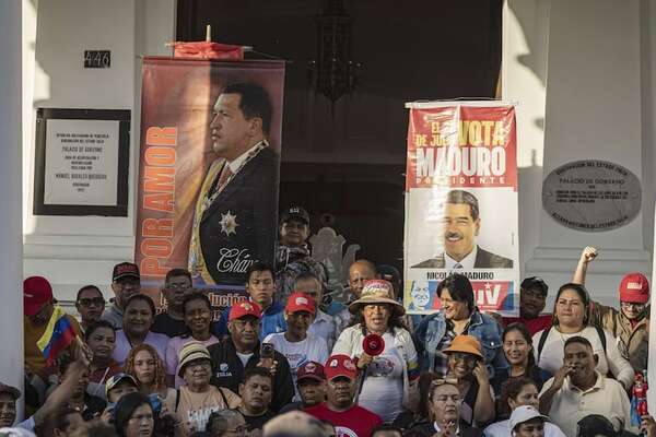 Chavismo asegura que se mantendrá en la calle hasta que EE.UU. libere a Maduro  - Mundo - ABC Color