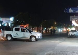 Susto en la Avda. Pinedo: cables de la ANDE ardieron en llamas frente a un banco - Concepción al Día