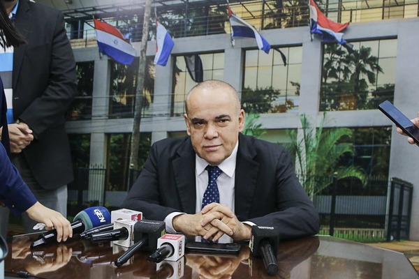 Basilio Núñez propone reformar la jubilación parlamentaria