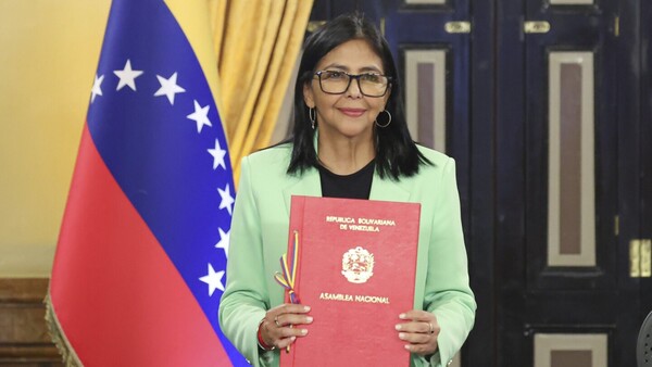 Delcy Rodríguez llama a la unión en Venezuela para sanar "la herida" del ataque de EEUU