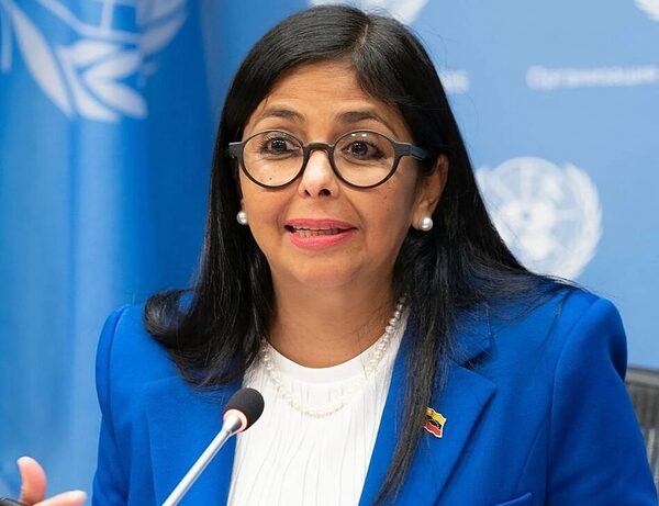 Delcy Rodríguez: “El narcotráfico y los DD. HH. fueron la excusa, el fondo fue el petróleo” - ADN Digital