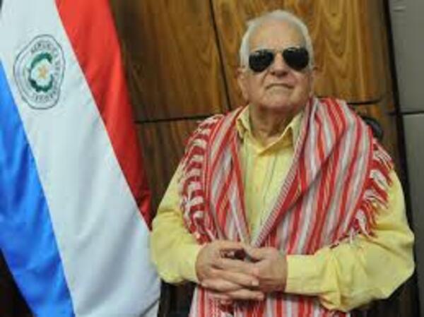 El emblemático exponente de la música paraguaya, Quemil Yambay, está hospitalizado y atraviesa un estado delicado de salud