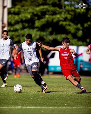En su primer amistoso de la temporada, Olimpia empató con San Lorenzo