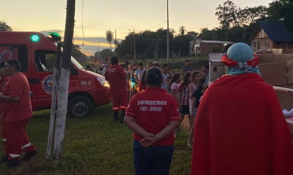 Bomberos Voluntarios de Coronel Oviedo llevaron alegría a 850 niños en exitosa Maratón de Reyes - OviedoPress