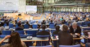 La Nación / Trump ordena la retirada de EE. UU. de 66 organizaciones internacionales