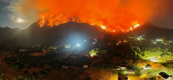 Incendios forestales en la Patagonia obligan a la evacuación de miles de turistas