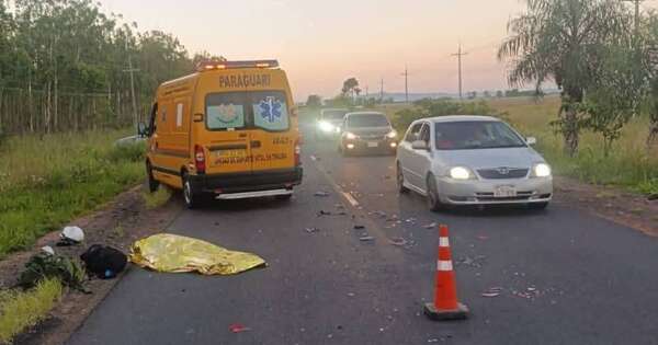 La Nación / Militar que se desplazaba en moto murió tras chocar contra un auto