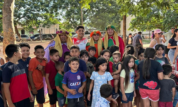 Universitarios de la FUO llevaron alegría y solidaridad en el Día de Reyes en Coronel Oviedo - OviedoPress