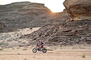 Benavides gana etapa del Dakar en motos, Sanders toma el mando de la general
