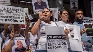 Venezuela libera a presos políticos