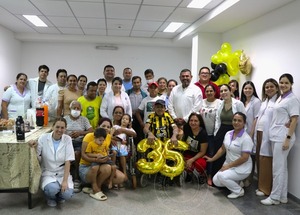 Paciente del Hospital de Clínicas celebra 35 años de lucha y resistencia en tratamiento de hemodiálisis » San Lorenzo PY
