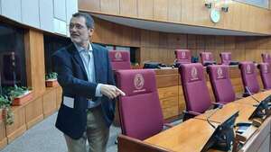 Acortar receso parlamentario es posible “con un mínimo de firmas”, dice nuevo asesor jurídico - Política - ABC Color