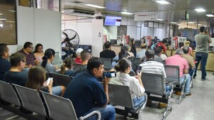 Asunción: Gran concurrencia para el pago de licencias y tributos