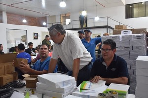 Ministerio de Educación inicia mañana distribución de kits escolares | Unicanal