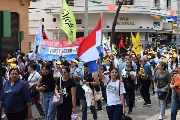 Sin reforma en Caja Fiscal, se  tendría que aumentar el IVA, advierte Barreto - Economía - ABC Color