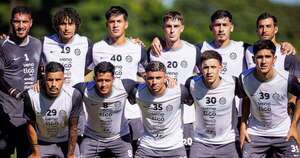 La Nación / Olimpia venció a San Lorenzo con amplitud