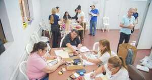 La Nación / Procesan documentos del Registro Cívico Permanente