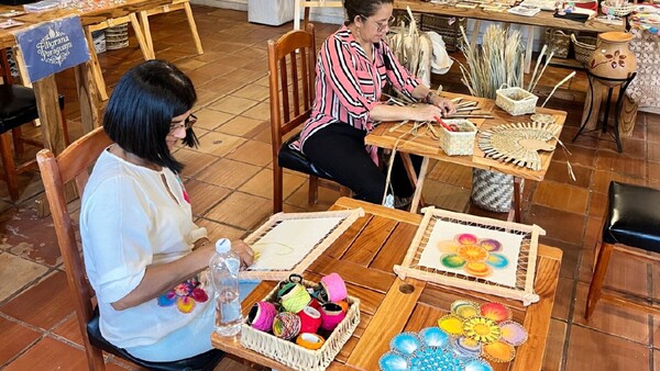 Abanico de opciones culturales con música, baile, artesanías y ciencia