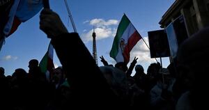 La Nación / Las protestas se expanden en Irán en medio de corte de internet