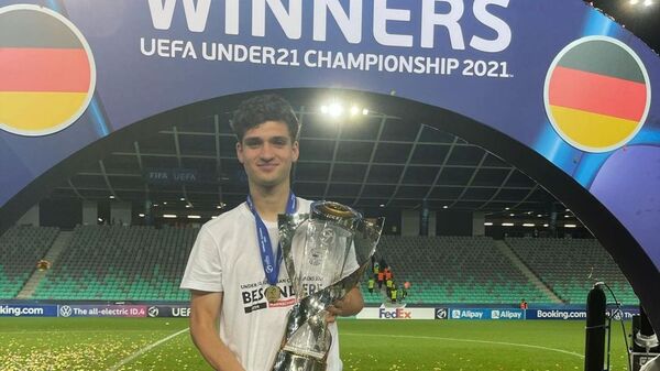 Fue campeón con la Sub-21 de Alemania y hoy está cerca de firmar por Cerro Porteño