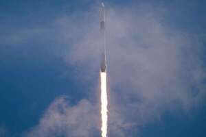 Crew-11 de la NASA regresa anticipadamente por problemas médicos en la tripulación - Ciencia - ABC Color