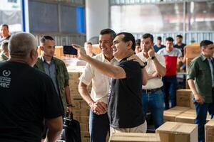 Peña inició anticipadamente la distribución de kits escolares, con prioridad en Alto Paraguay