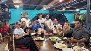 Contraloría investiga a funcionario por precandidatura y foto con Dionisio Amarilla  - Política - ABC Color