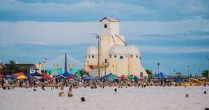 La Nación / Activan protocolo para alejar rayas en playas de Encarnación