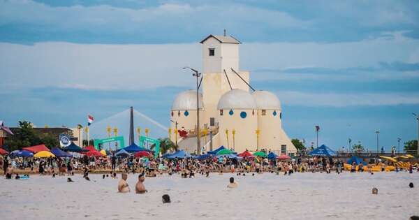 La Nación / Activan protocolo para alejar rayas en playas de Encarnación